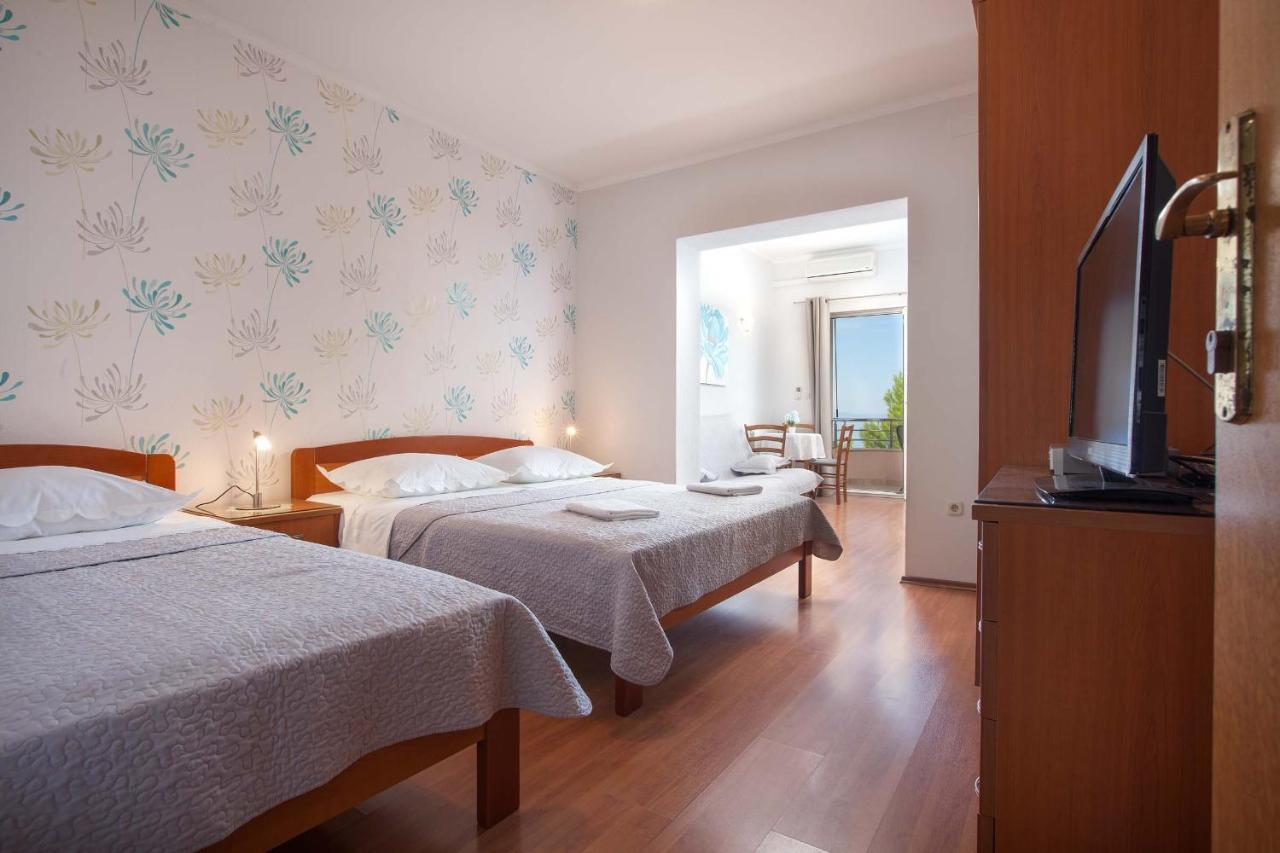 Apartments Marijan - Beachfront Tučepi Zewnętrze zdjęcie