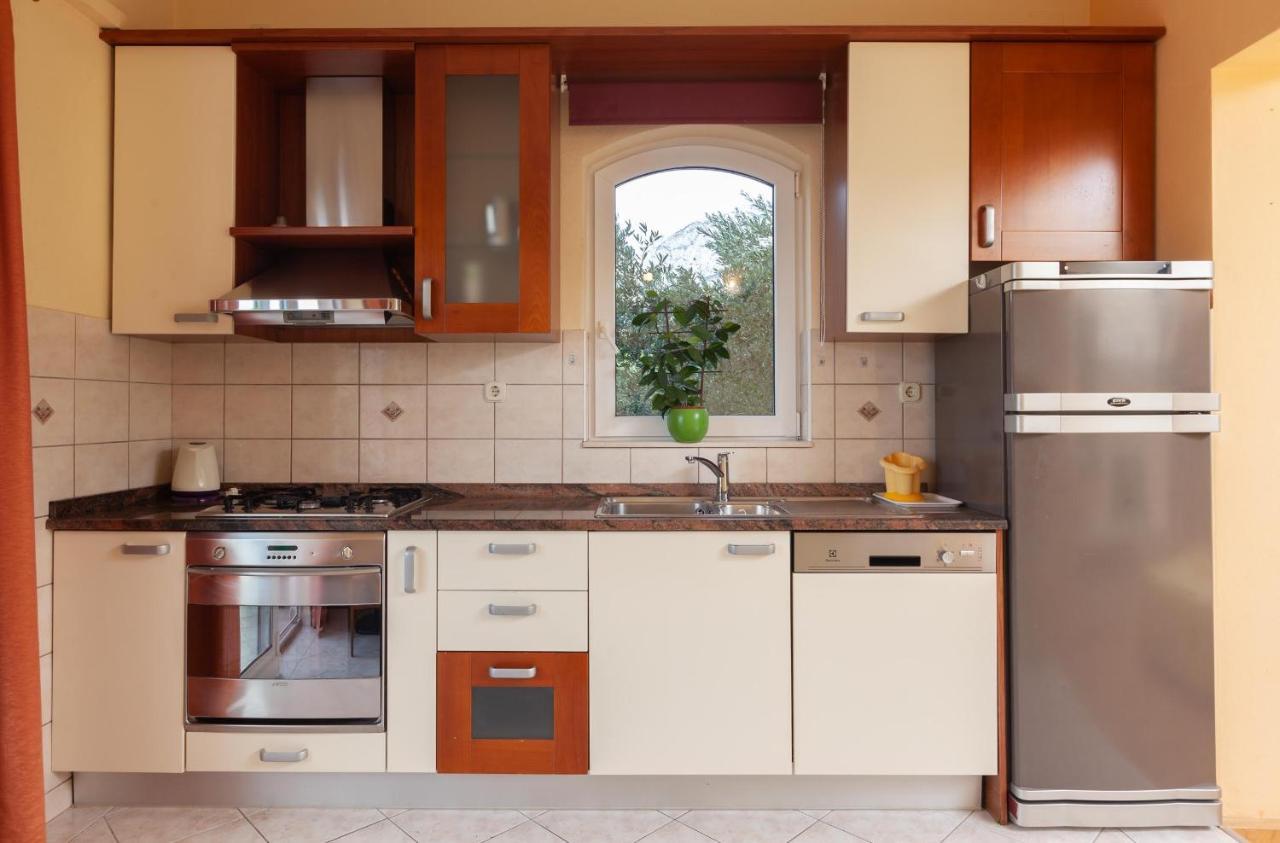 Apartments Marijan - Beachfront Tučepi Zewnętrze zdjęcie