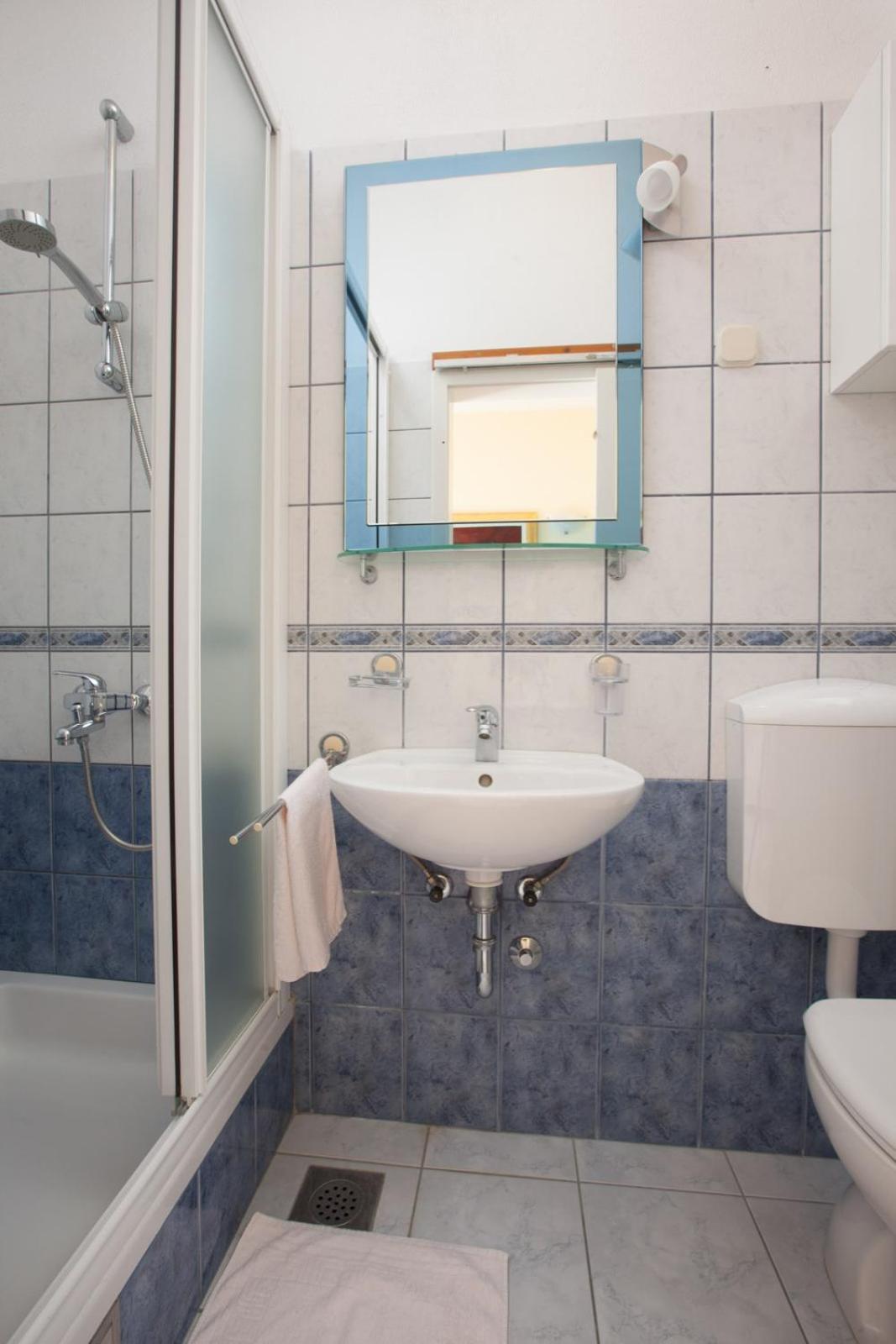 Apartments Marijan - Beachfront Tučepi Zewnętrze zdjęcie